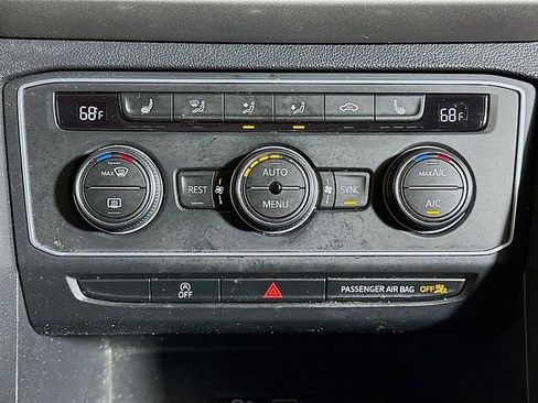 Used 2019 Volkswagen Atlas SE w/ Panoramic Sunroof Package AWD/4WD image 17