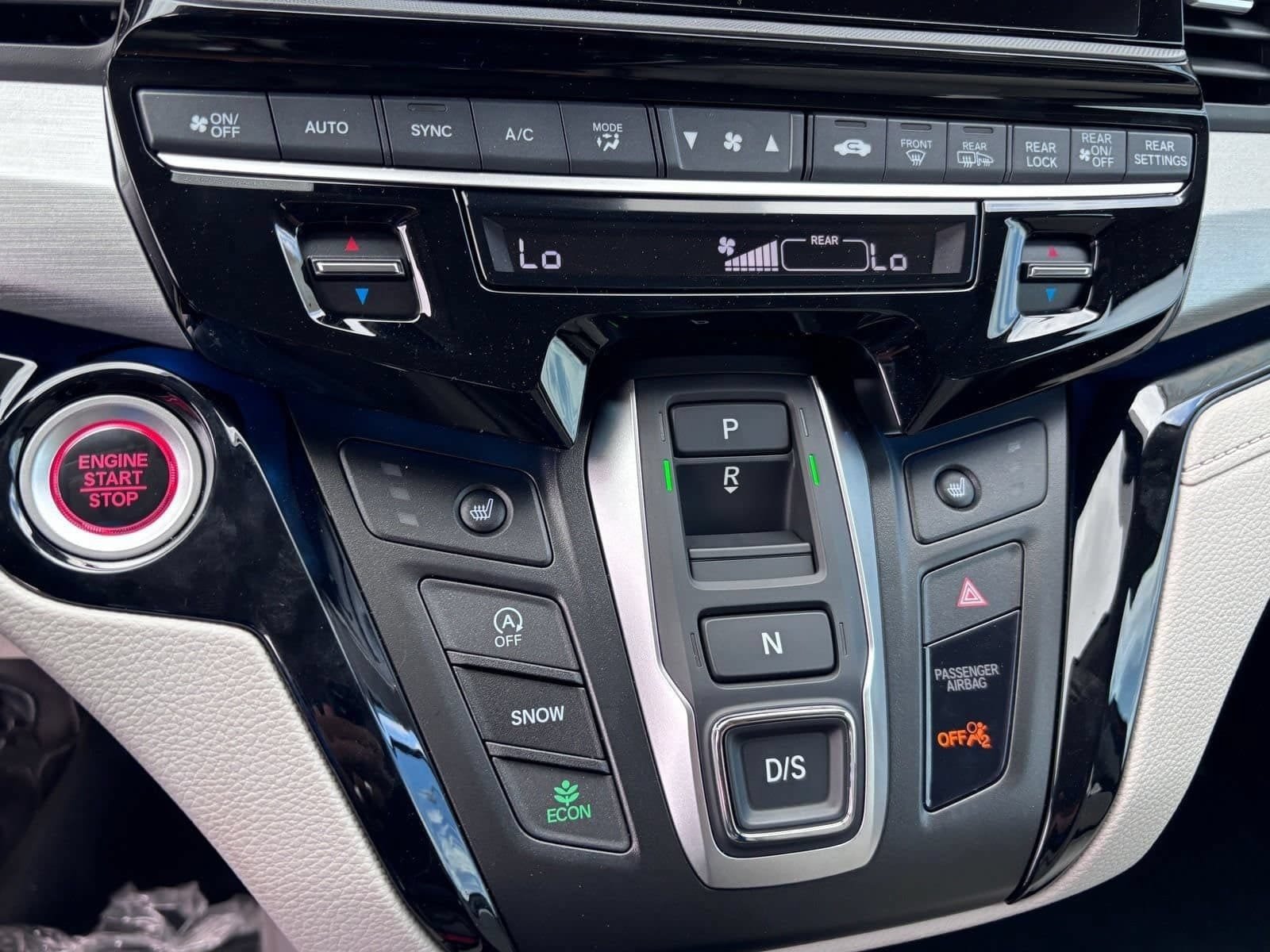 New 2026 Honda Odyssey Touring image 19