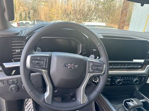 New 2026 Chevrolet Silverado 1500 LT Trail Boss w/ Convenience Package II image 16