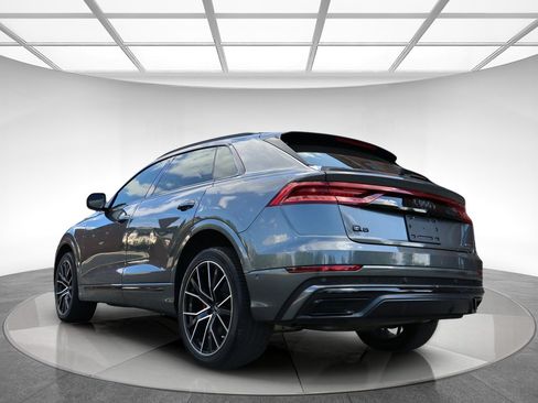 Used 2023 Audi Q8 Premium Plus w/ Premium Plus Package AWD/4WD image 8
