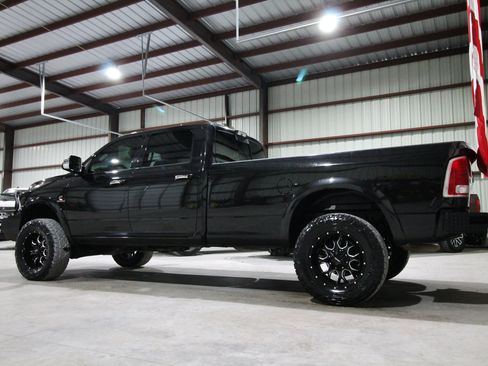 Used 2017 RAM 2500 Laramie w/ Convenience Group AWD/4WD image 7