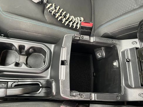 Used 2023 Jeep Wrangler Unlimited Rubicon 4xe image 30