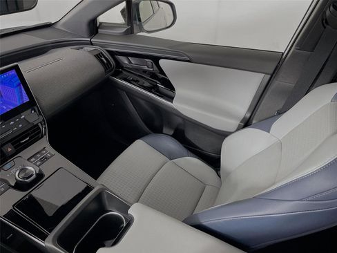 Used 2024 Subaru Solterra Limited w/ Limited Package image 28