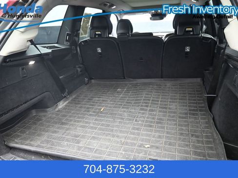 Used 2016 Volvo XC90 T6 Momentum AWD/4WD image 10