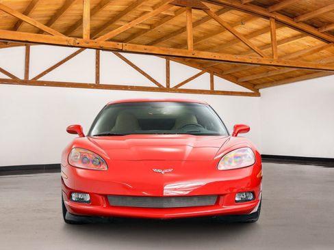 Used 2007 Chevrolet Corvette Coupe w/ Preferred Equipment Group image 8
