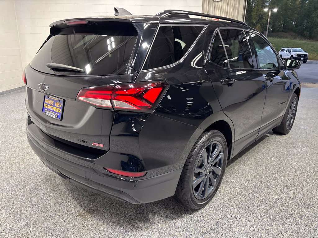 Used 2024 Chevrolet Equinox RS AWD/4WD image 7