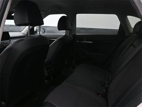 Used 2023 Kia Seltos S w/ Navigation Package image 16