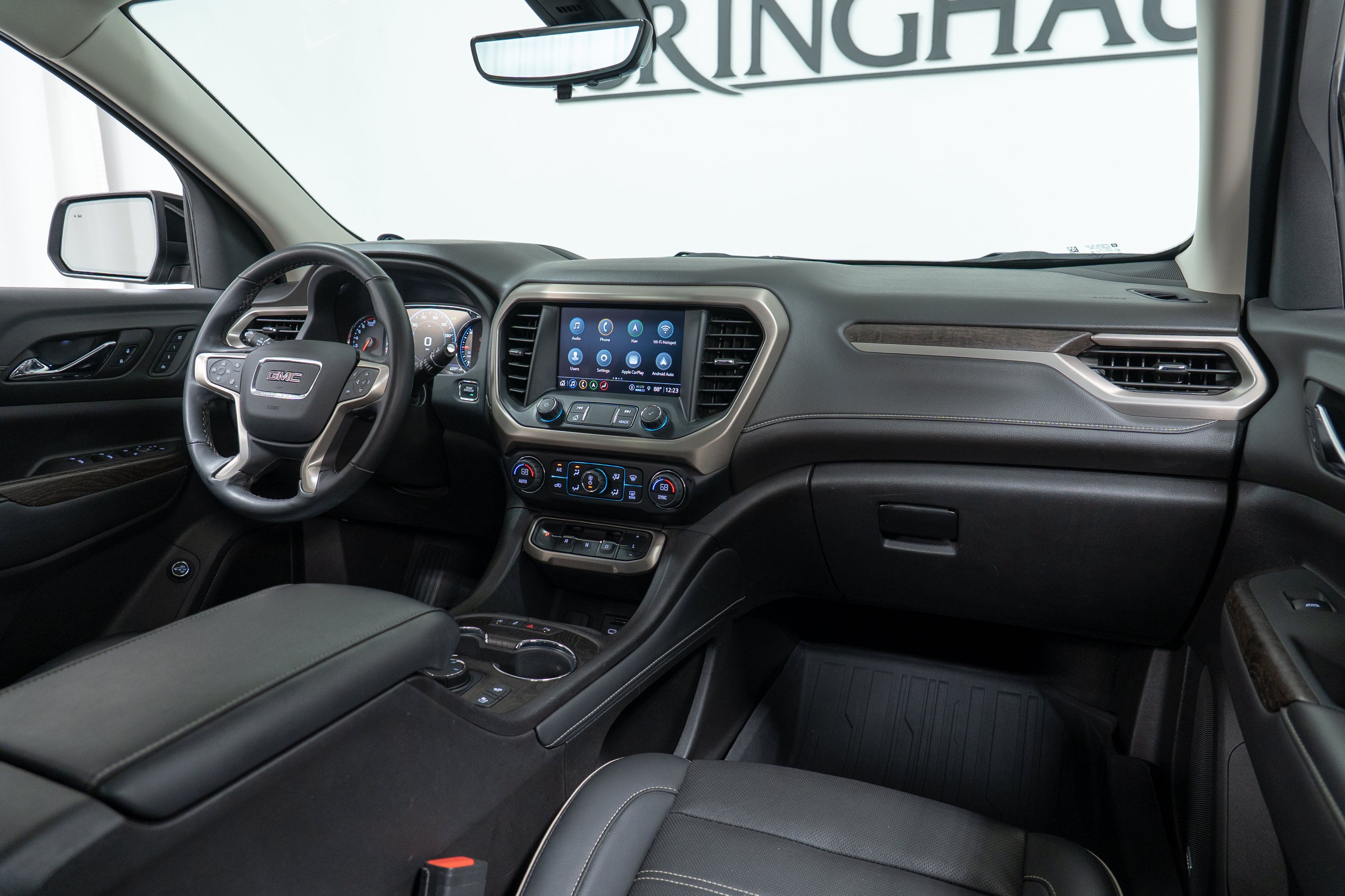 Used 2023 GMC Acadia Denali w/ Denali Ultimate Package FWD image 14