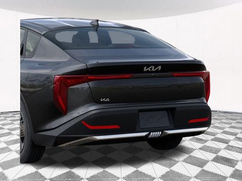 New 2026 Kia K4 LX image 18