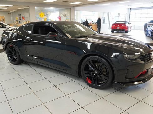 Used 2021 Chevrolet Camaro LT w/ Redline Edition image 14