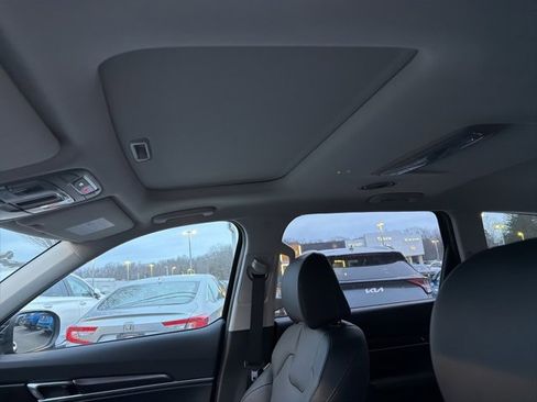 New 2025 Kia Telluride S image 11