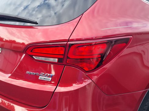Used 2017 Hyundai Santa Fe Sport FWD image 10