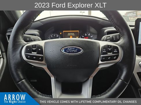 Used 2023 Ford Explorer XLT w/ Equipment Group 202A RWD image 27