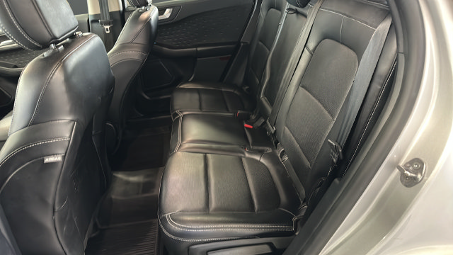 Used 2020 Ford Escape SEL AWD/4WD image 21