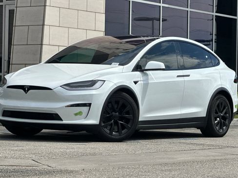 Used 2023 Tesla Model X AWD/4WD image 8