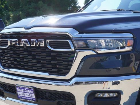 Used 2025 RAM 1500 Big Horn AWD/4WD image 11