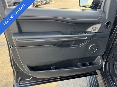 Used 2023 Ford Expedition Limited image 25