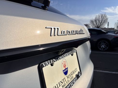 New 2025 Maserati Grecale Modena image 13