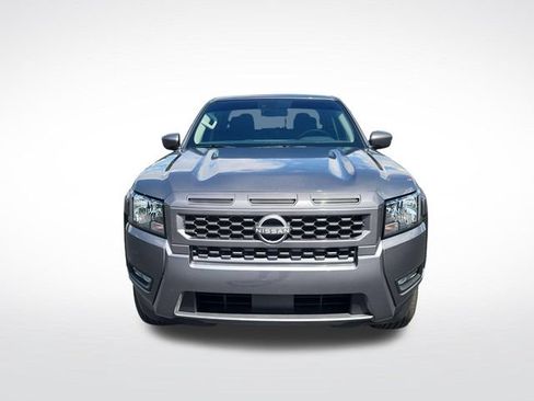 Used 2025 Nissan Frontier SV w/ SV Convenience Package RWD image 8
