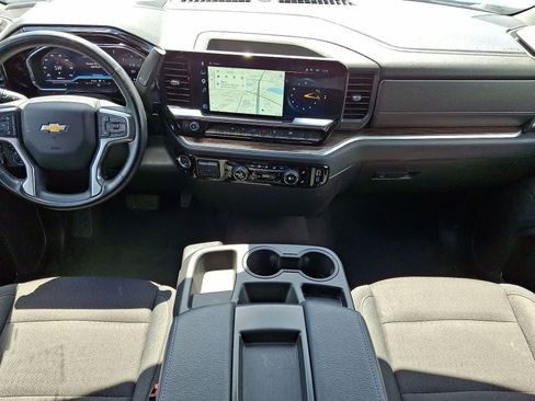 Used 2025 Chevrolet Silverado 1500 LT AWD/4WD image 26