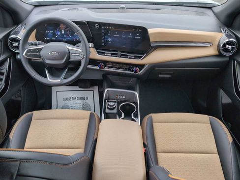 Used 2025 Chevrolet Equinox ACTIV w/ Safety and Technology Package image 20