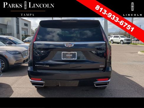 Used 2023 Cadillac Escalade Premium Luxury image 5