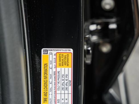 Used 2026 Chevrolet Equinox EV RS FWD image 46