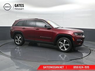 Used 2023 Jeep Grand Cherokee Limited AWD/4WD video 1