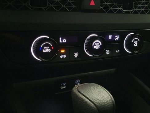 Used 2025 Honda Accord LX image 29