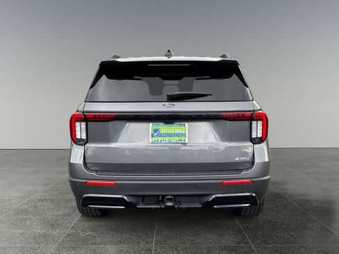 Used 2025 Ford Explorer ST-Line w/ ST-Line Street Pack image 6
