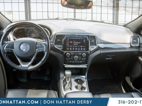 Used 2021 Jeep Grand Cherokee Overland AWD/4WD image 3