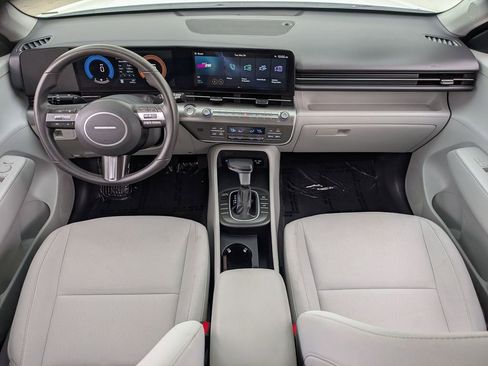 Used 2025 Hyundai Kona SEL FWD image 25