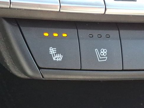 Used 2020 Cadillac XT4 Sport AWD/4WD image 24