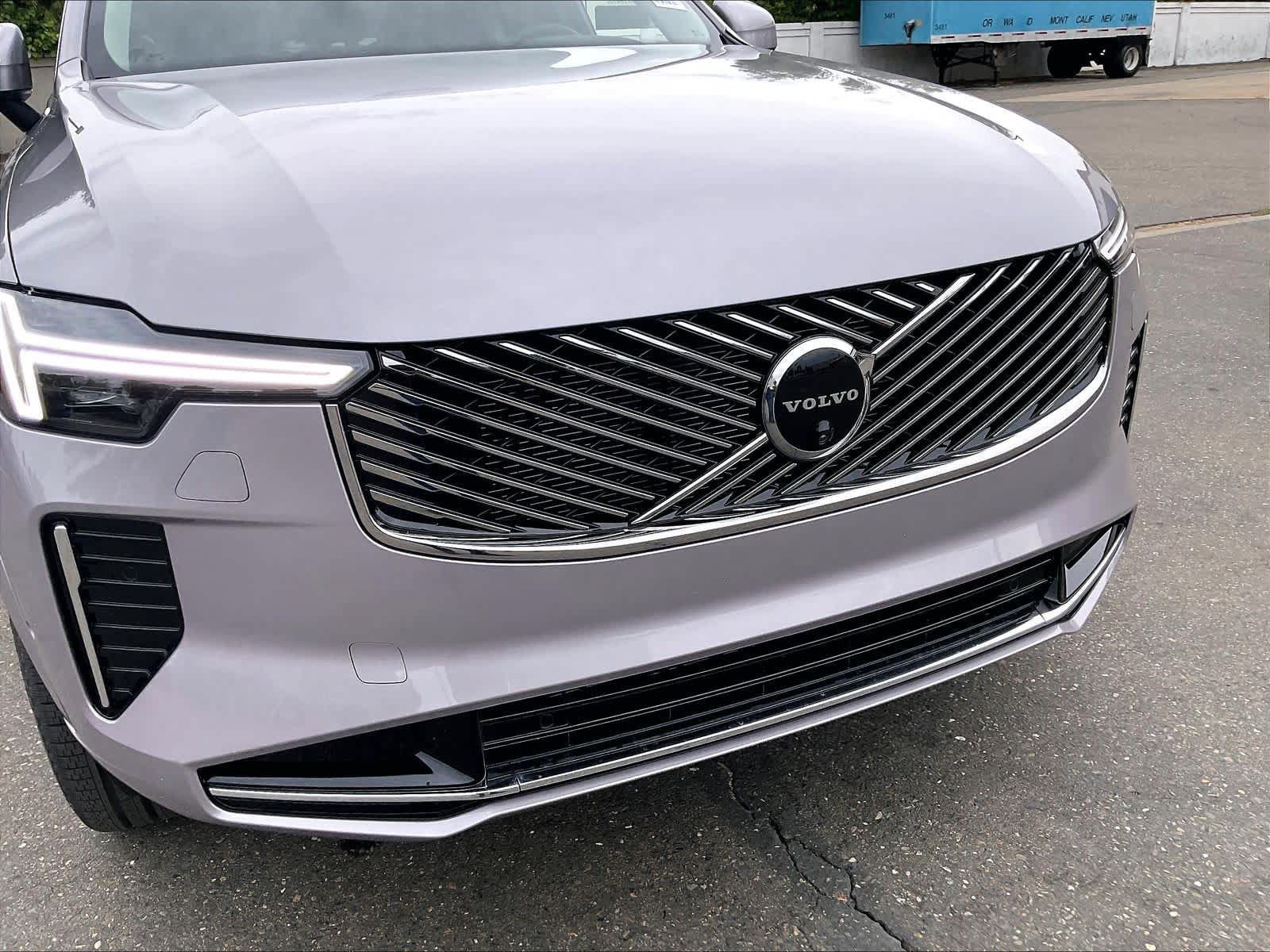 New 2027 Volvo XC90 B6 Plus AWD/4WD image 33