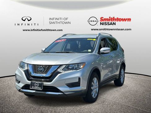 Used 2020 Nissan Rogue SV AWD/4WD image 2