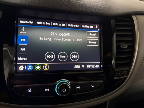 Used 2021 Chevrolet Trax LT FWD image 19