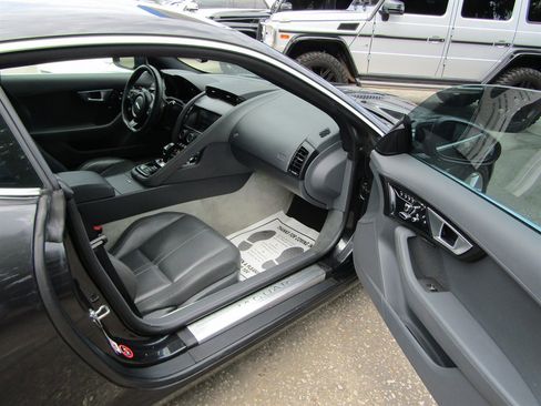 Used 2015 Jaguar F-TYPE S image 7