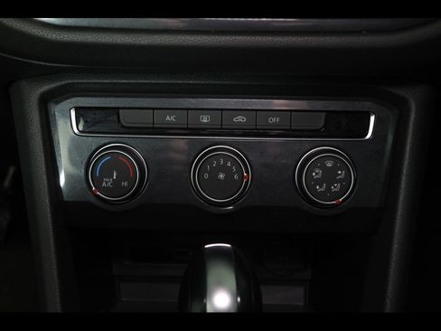 Used 2018 Volkswagen Tiguan S AWD/4WD image 25