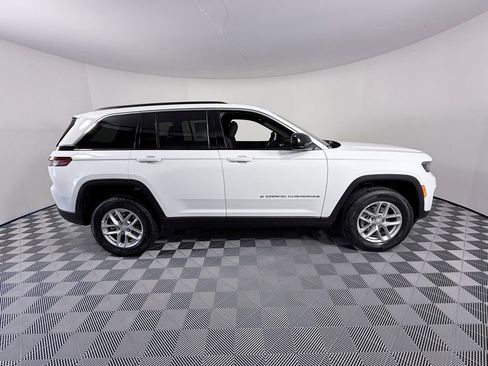 New 2025 Jeep Grand Cherokee Laredo X image 8