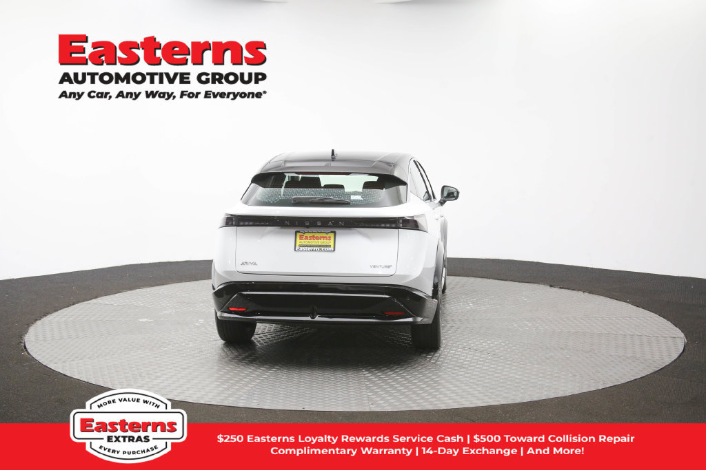 Used 2023 Nissan Ariya FWD image 32