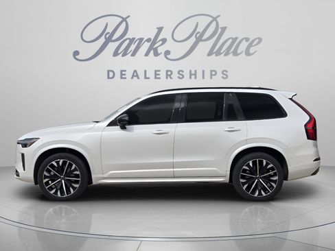 Used 2026 Volvo XC90 B6 Ultra w/ Protection Package Premier AWD/4WD image 3