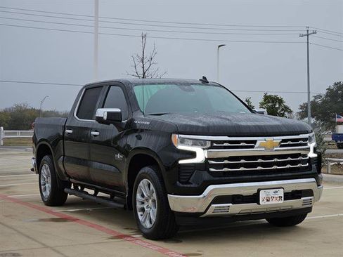 Used 2025 Chevrolet Silverado 1500 LTZ w/ LTZ Premium Texas Edition image 2