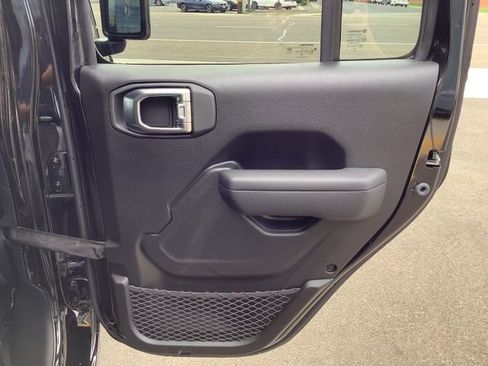 New 2026 Jeep Gladiator Sport image 34