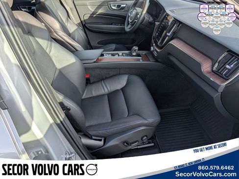 Certified 2023 Volvo XC60 B5 Plus image 25