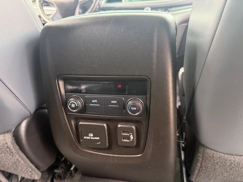 Used 2018 Buick Enclave Essence w/ Trailering Package image 26