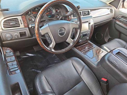 Used 2013 GMC Yukon Denali image 10