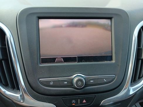 Used 2022 Chevrolet Equinox LT image 15