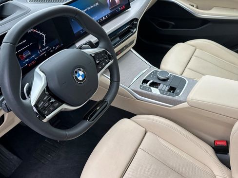 Used 2025 BMW 330i Sedan w/ Premium Package image 4