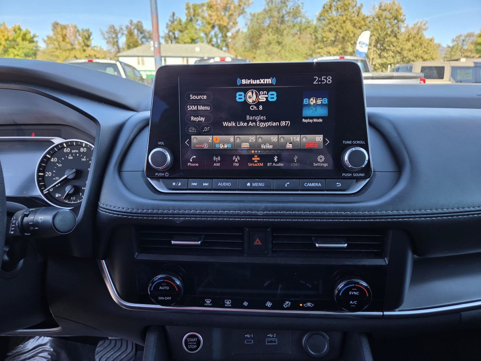 Used 2023 Nissan Rogue SV FWD image 25