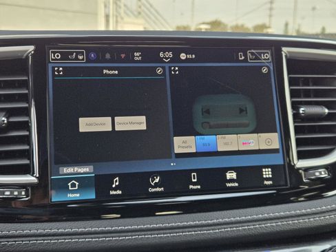 New 2026 Chrysler Pacifica Select image 9